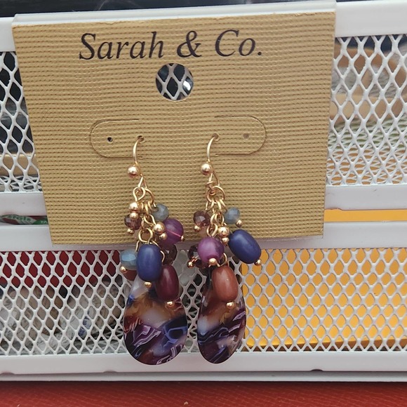 Boutique Dangle Earrings Gold Tone with Purples Multiple Shapes & Sized Beads - Picture 6 of 7
